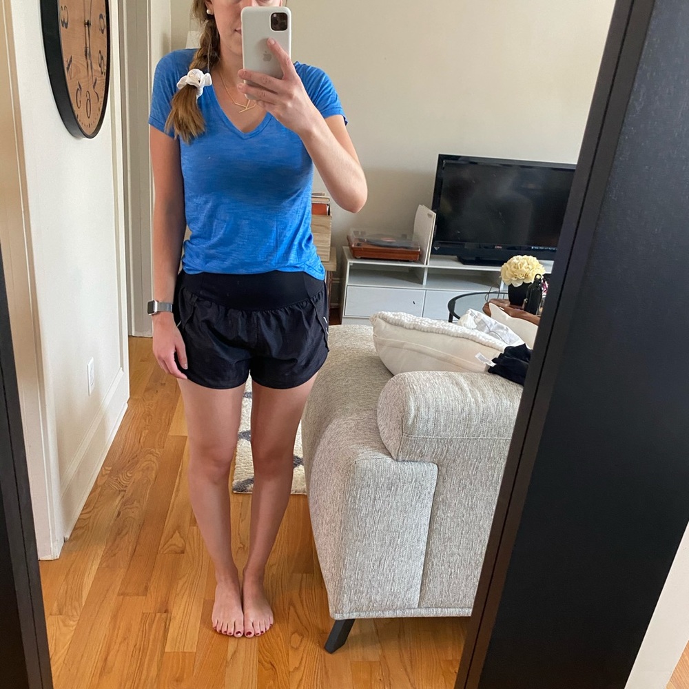 Lululemon Blue Workout Tee - Size 6